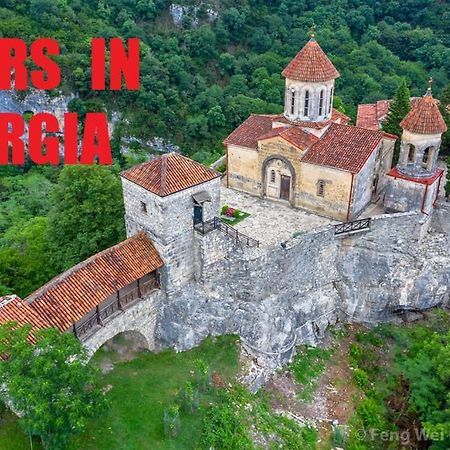 Sisi Guest House Kutaisi Bagian luar foto