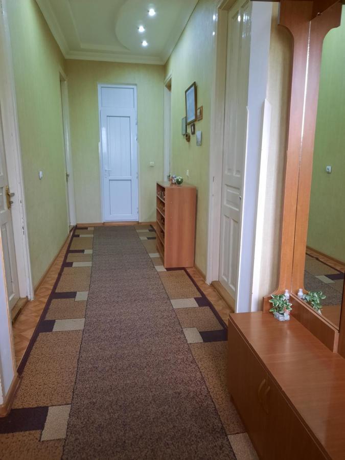 Sisi Guest House Kutaisi Bagian luar foto