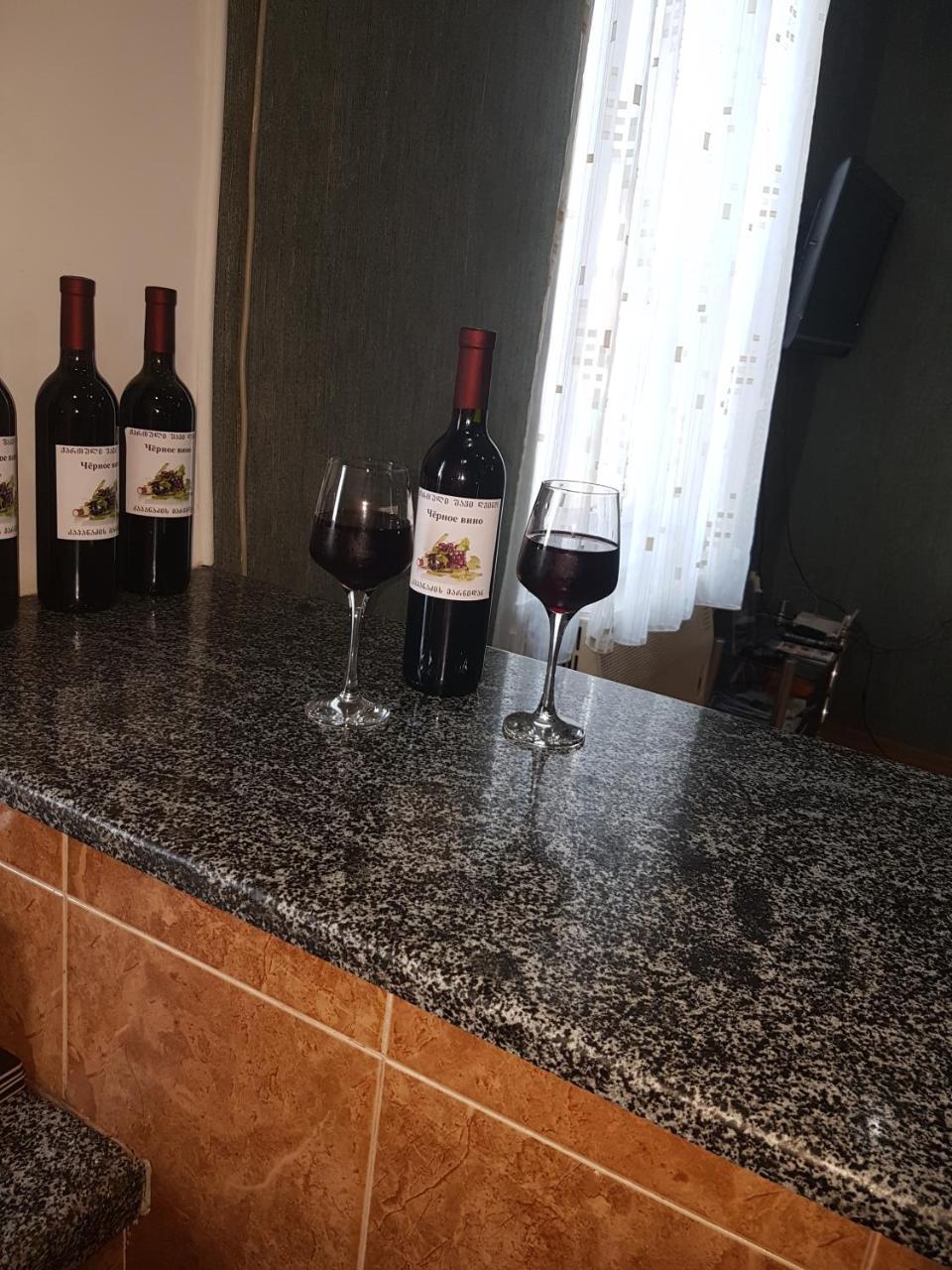 Sisi Guest House Kutaisi Bagian luar foto